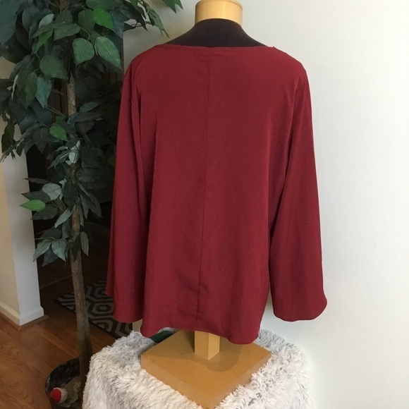 Relativity XL NWT open sleeve Blouse - Picture 16 of 16
